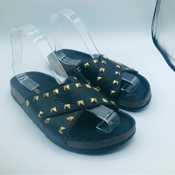 Joe boxer women's black slides with gold studs‎ size 7 1/2 - Picture 1 of 7